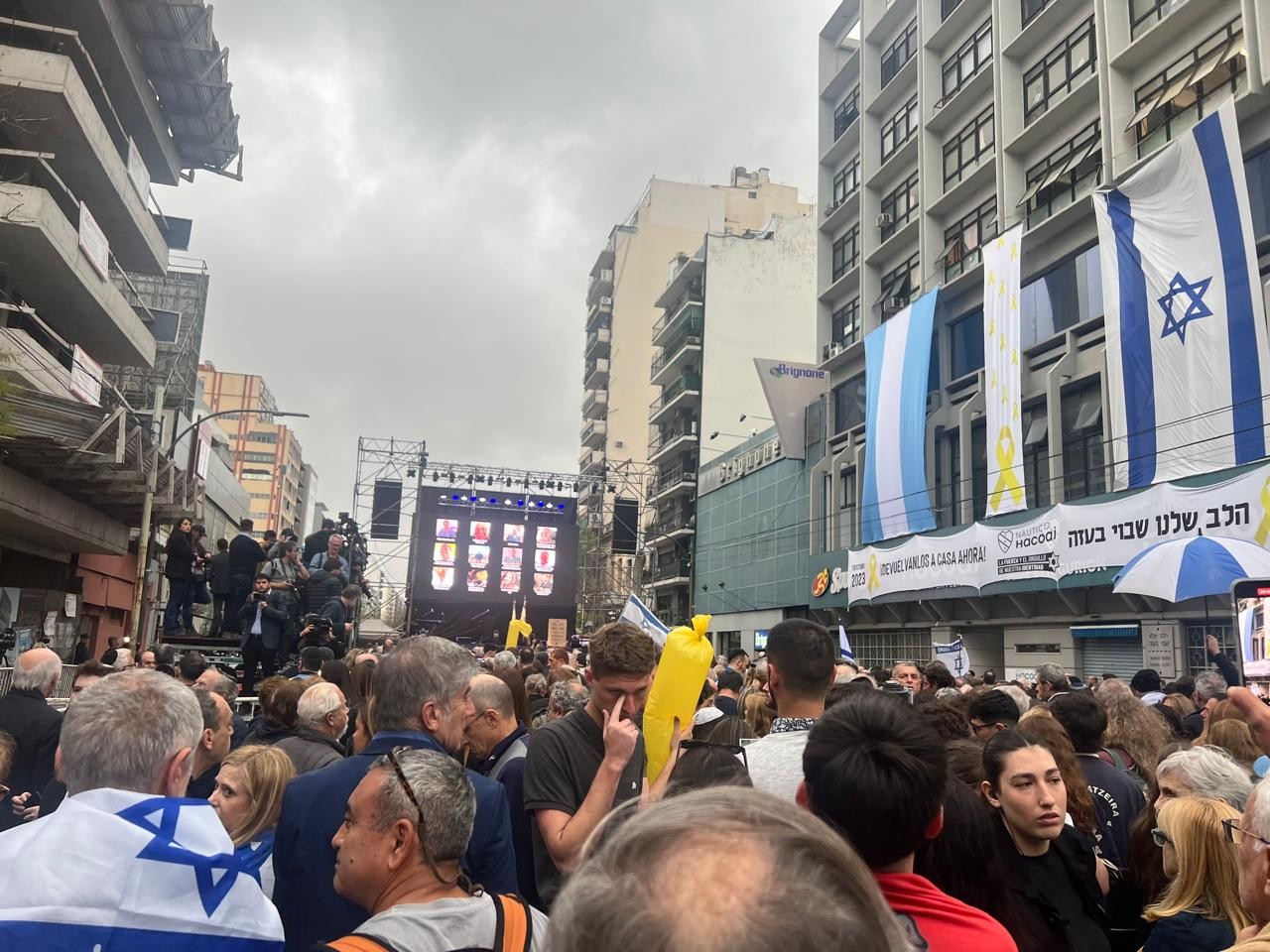 פורום הנשים עוד תמונה מתהלוכת הזיכרון בארגנטינה